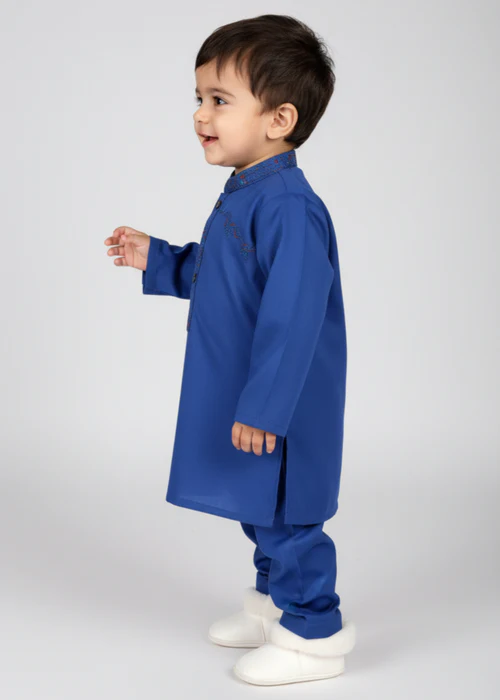 Emb Kurta Trouser image 2